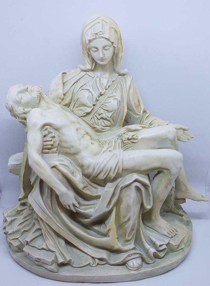 soška Pieta 18cm světlá